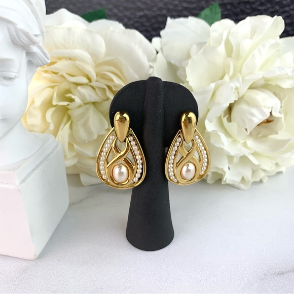 Vintage Napier Gold Tone Faux Seed Pearl Dangle Earrings - Picture 2 of 9